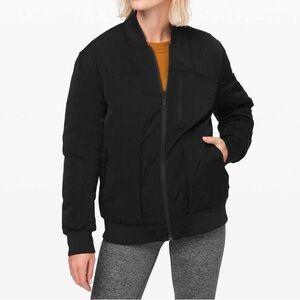 NWT Lululemon Roam Far Insulated Bomber Jacket - Black, Size 6